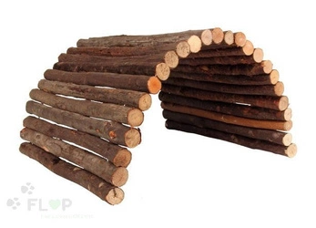 Elastyczny domek/mostek z gałęzi dla świnki morskiej